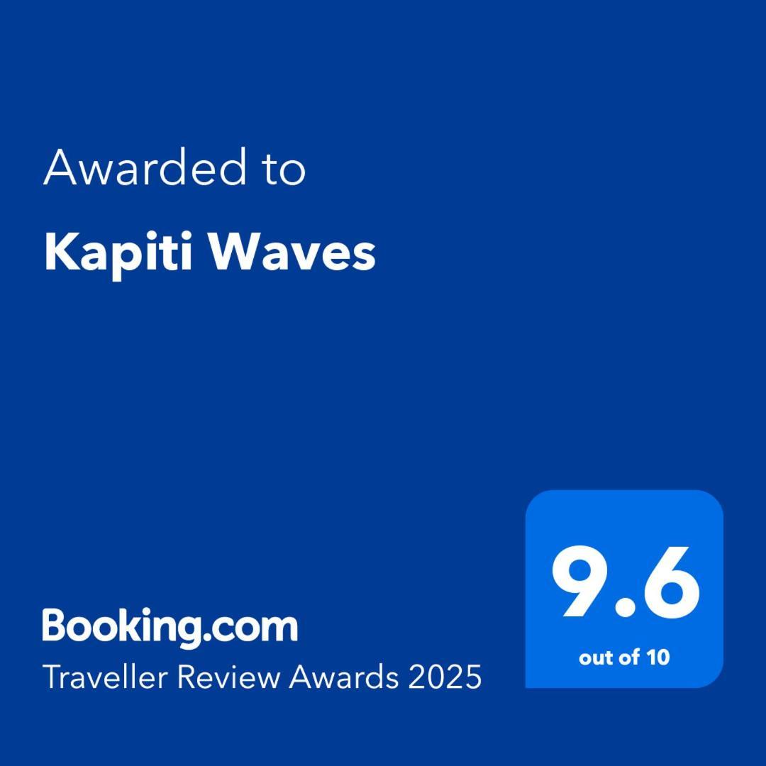Kapiti Waves Bed & Breakfast Pukerua Bay エクステリア 写真