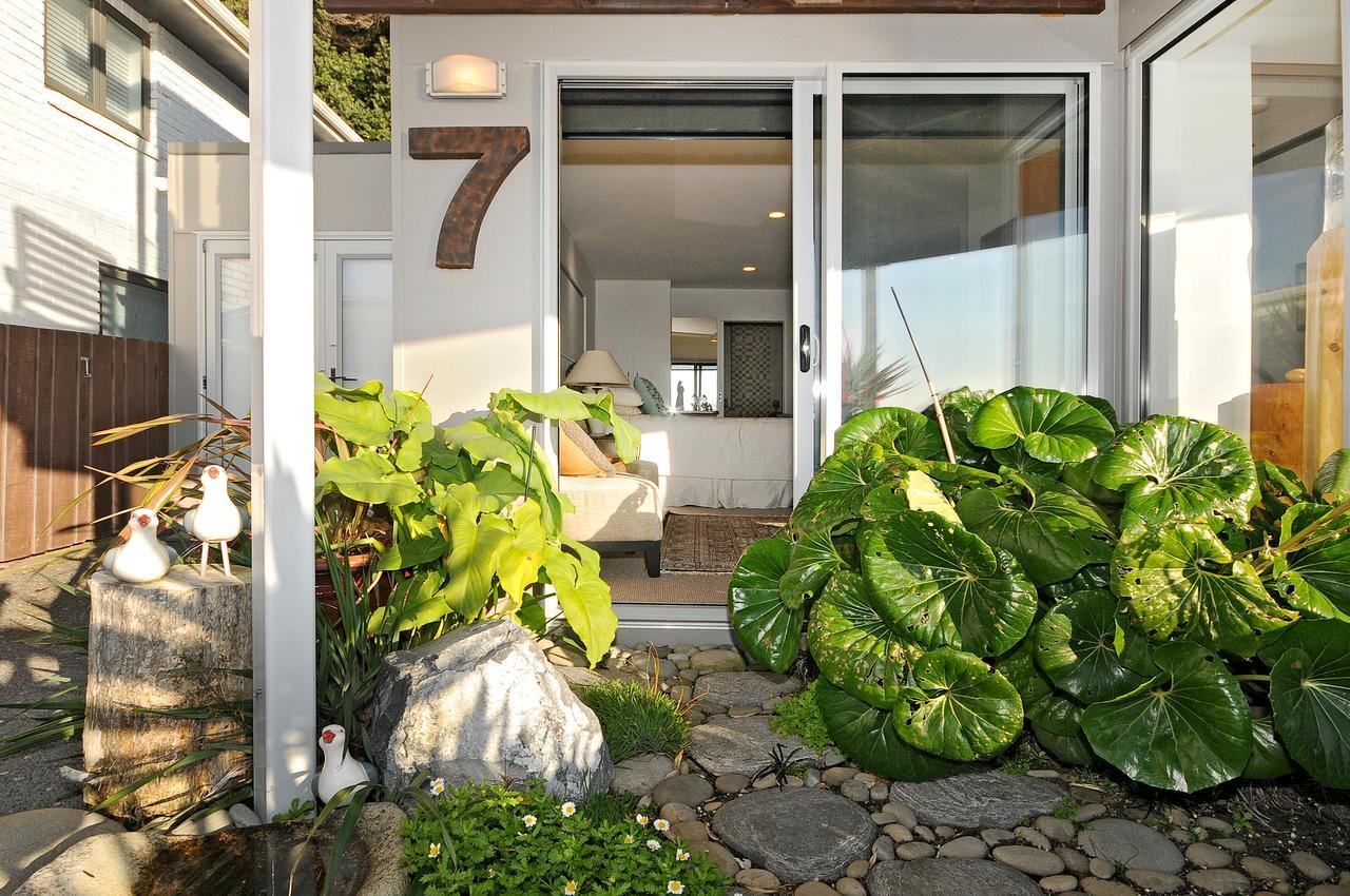 Kapiti Waves Bed & Breakfast Pukerua Bay エクステリア 写真